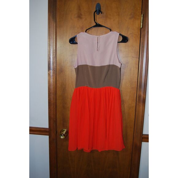 ARK & CO WOMANS DRESS SIZE MEDIUM PLEATED SKIRT - Picture 4 of 4